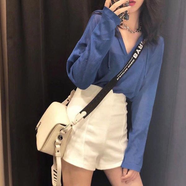 women's tracksuits 2021 fashion v-neck long sleeve shirt short pants two-piece suit age-reduction casual slim hooded female street wea, Gray
women's tracksuits 2021 fashion v-neck long sleeve shirt short pants two-piece suit age-reduction casual slim hooded female street wea, Gray