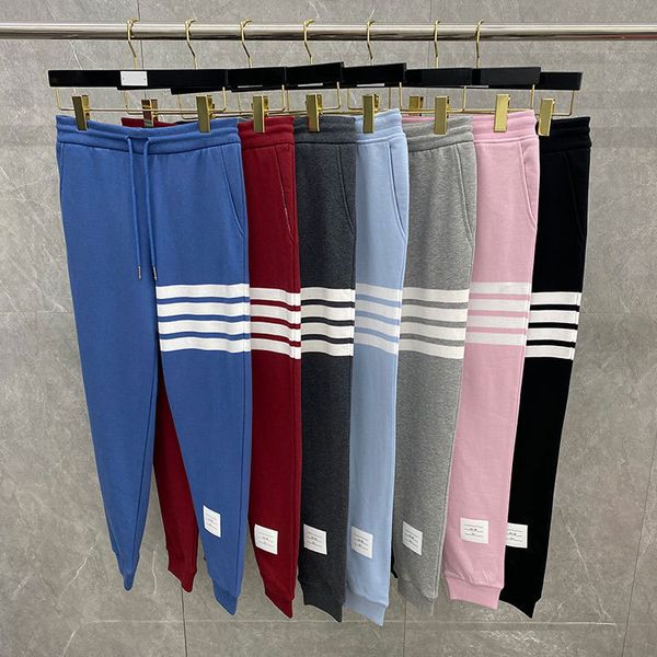 spring / summer 2021 new tb yarn dyed trouser leg four stripe cotton guard sports casual pants for men and women, Black;white
spring / summer 2021 new tb yarn dyed trouser leg four stripe cotton guard sports casual pants for men and women, Black;white