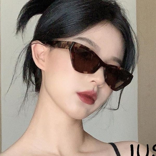 women triangle vintage 90s sunglasses brand designer retro points sun glasses female lady eyeglass cat eye driver goggles, White;black
women triangle vintage 90s sunglasses brand designer retro points sun glasses female lady eyeglass cat eye driver goggles, White;black