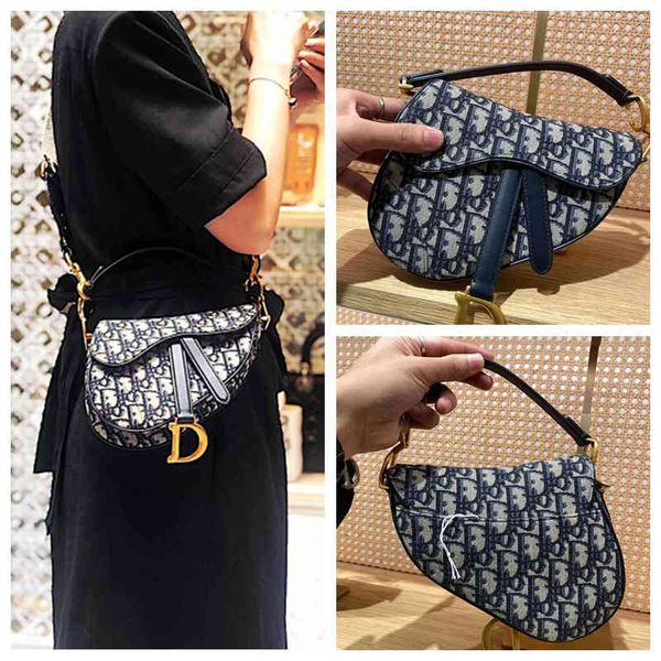 luxurys hand bags women's women classic saddle canvas single shoulder messenger bag hand designers outlet zmm
luxurys hand bags women's women classic saddle canvas single shoulder messenger bag hand designers outlet zmm