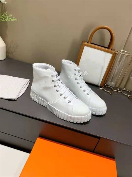 2022 designer plaque boots lace up ankle 35-40 boot 9.5cm women black leather combat high heel winter quality ly211201
2022 designer plaque boots lace up ankle 35-40 boot 9.5cm women black leather combat high heel winter quality ly211201