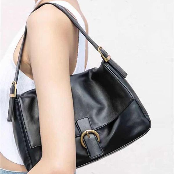 bag summer 2020 retro simple style underarm new female same bm handbag tide capacity soft leather shoulder large cuadr
bag summer 2020 retro simple style underarm new female same bm handbag tide capacity soft leather shoulder large cuadr