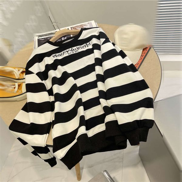black and white striped women's pullover oversize loose thin round neck letter embroidery casual top
black and white striped women's pullover oversize loose thin round neck letter embroidery casual top