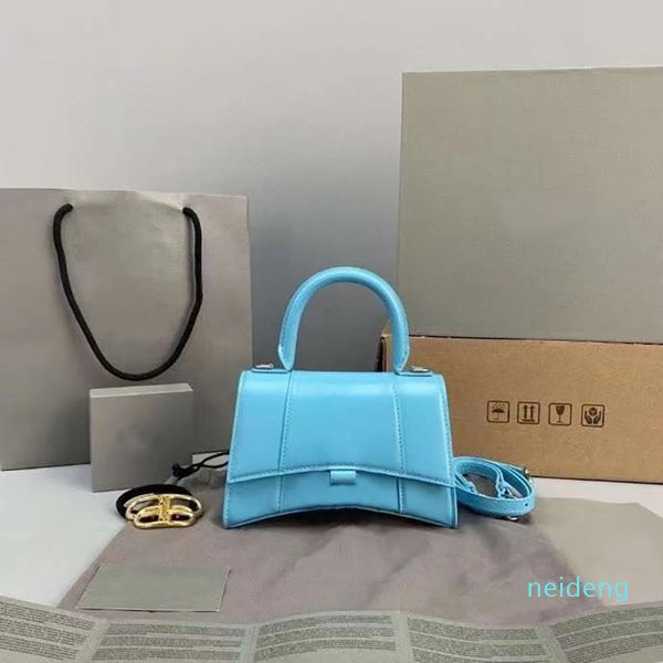 women shoulder bag purse genuine leather toiletry alligator hourglasstotes handbags purses classic crossbody bags crocodile lady tote 2021
women shoulder bag purse genuine leather toiletry alligator hourglasstotes handbags purses classic crossbody bags crocodile lady tote 2021