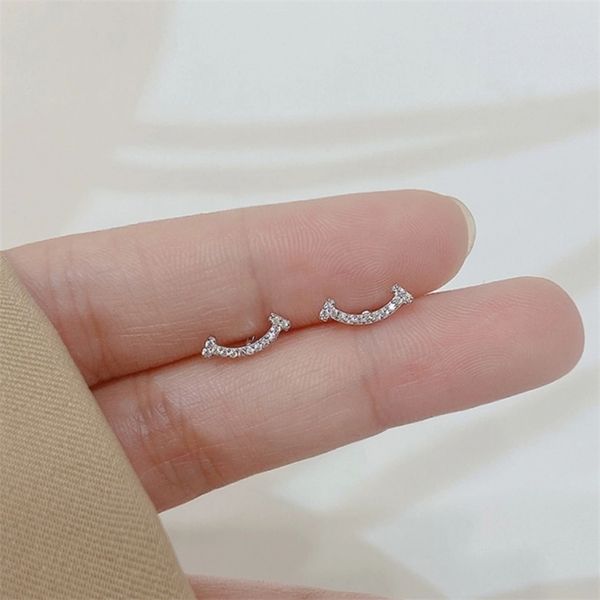 women's 925 sterling silver classic smile stud earrings japanese and korean popular luxury jewelry gifts, Golden;silver
women's 925 sterling silver classic smile stud earrings japanese and korean popular luxury jewelry gifts, Golden;silver