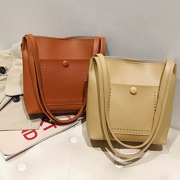 cross body 2021 hand bags retro women's solid color shoulder large capacity leather bag casual simple handbag bolso
cross body 2021 hand bags retro women's solid color shoulder large capacity leather bag casual simple handbag bolso