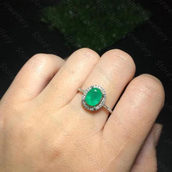 natural emerald ring 925 silver ladies luxurious atmosphere dignified and elegant cluster rings, Golden;silver
natural emerald ring 925 silver ladies luxurious atmosphere dignified and elegant cluster rings, Golden;silver