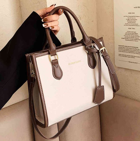 handbags bags small autumn and winter women 2021 fashion messenger popular portable tote, Black;red
handbags bags small autumn and winter women 2021 fashion messenger popular portable tote, Black;red