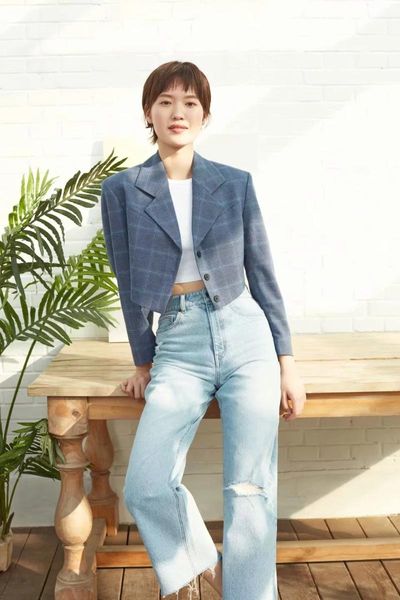 women's suits & blazers women spring autumn blue checked plaid blazer jacket female notched collar long sleeve single breasted ol casua, White;black
women's suits & blazers women spring autumn blue checked plaid blazer jacket female notched collar long sleeve single breasted ol casua, White;black