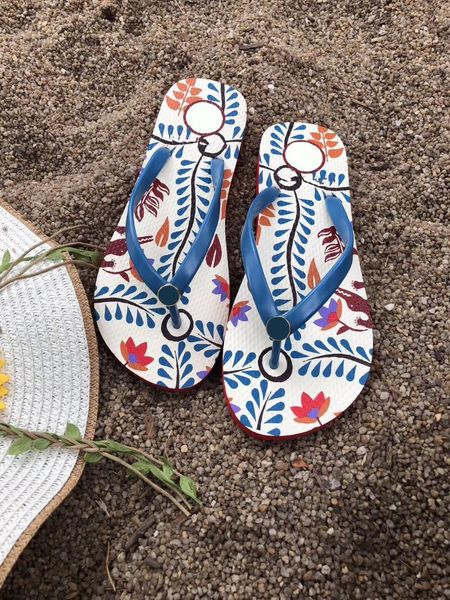 spring fashion, comfortable, soft, multi-color non-slip flat beach flip flops 1610 slippers, Black
spring fashion, comfortable, soft, multi-color non-slip flat beach flip flops 1610 slippers, Black