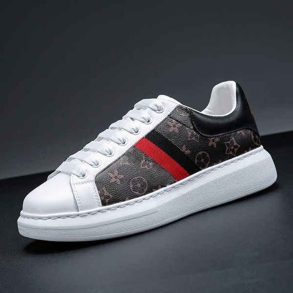 cowhide small white sho men's 2021 korean muffin thick bottom casual student board
cowhide small white sho men's 2021 korean muffin thick bottom casual student board