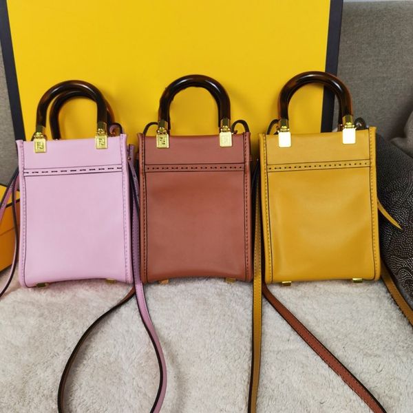 trendy women design fashion bags workmanship luxury designer lady handbag popular style purse leather handbags
trendy women design fashion bags workmanship luxury designer lady handbag popular style purse leather handbags