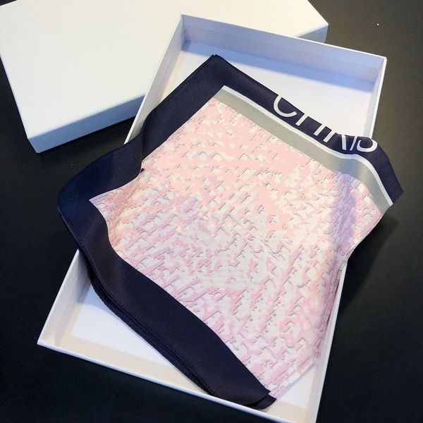 2021 r woman silk scarf fashion full letter d headband small scarves variable headscarf accessories activity gift 50*50, Blue;gray
2021 r woman silk scarf fashion full letter d headband small scarves variable headscarf accessories activity gift 50*50, Blue;gray