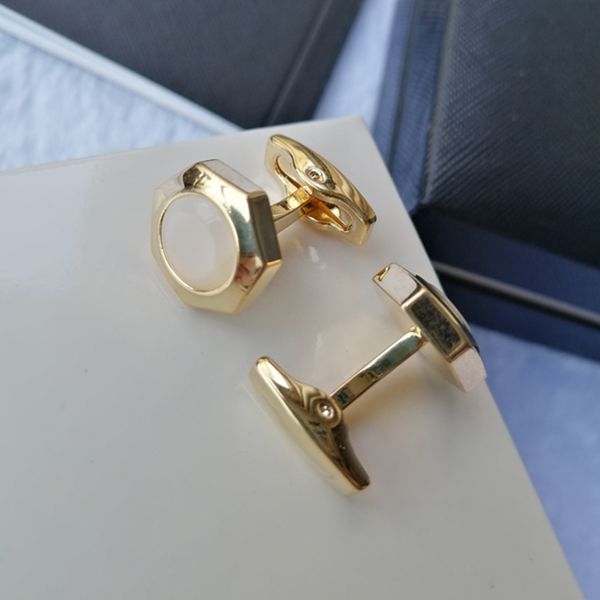 luxury jewelry men's cufflinks brand logo copper cufflinks wedding gifts wholesale price car_4, Silver
luxury jewelry men's cufflinks brand logo copper cufflinks wedding gifts wholesale price car_4, Silver
