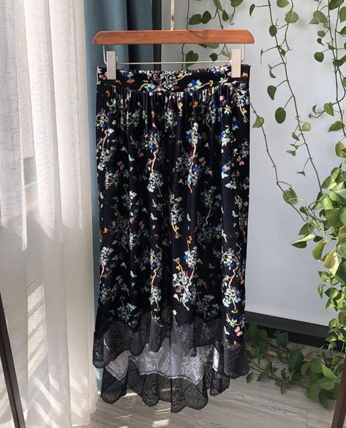 skirts women's velvet midi hem stitching lace elastic waist front short and back long ladies skirt, Black
skirts women's velvet midi hem stitching lace elastic waist front short and back long ladies skirt, Black