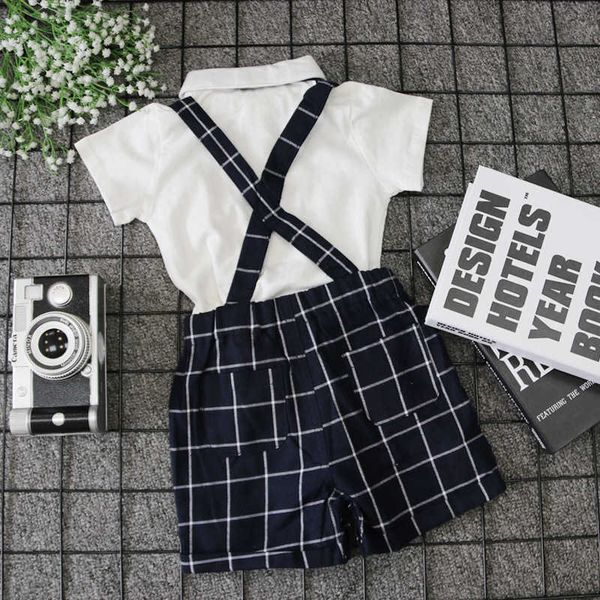 ins boy's shorts suit buttock jacket gentleman's pullover plaid strap shorts suit, Blue
ins boy's shorts suit buttock jacket gentleman's pullover plaid strap shorts suit, Blue