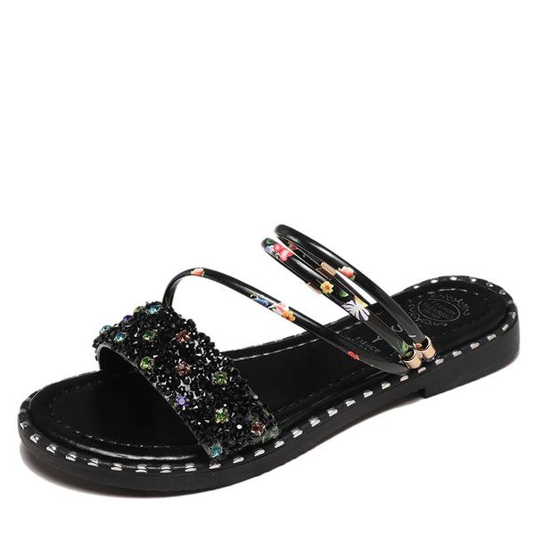 sandals 2021 out two slippers female summer fashion diamond wild outer wear cool flat, Black 
sandals 2021 out two slippers female summer fashion diamond wild outer wear cool flat, Black