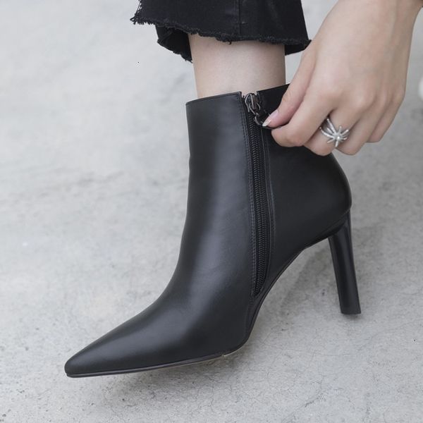 boots black white genuine leather ankle pointed toe high heel shoes women formal ladies career ahmn
boots black white genuine leather ankle pointed toe high heel shoes women formal ladies career ahmn