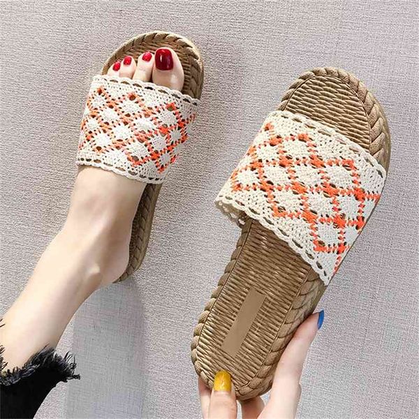 summer ethnic women faux hemp slippers flat heel gingham breathable upper outdoor beach slides ladies shoes female sale 210619, Black
summer ethnic women faux hemp slippers flat heel gingham breathable upper outdoor beach slides ladies shoes female sale 210619, Black