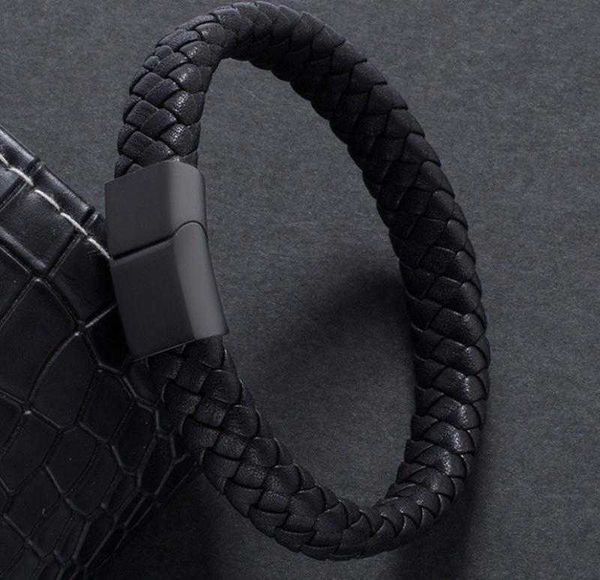 fashion charm hand woven leather black buckle bracelet for men wrist strap gift q0719
fashion charm hand woven leather black buckle bracelet for men wrist strap gift q0719