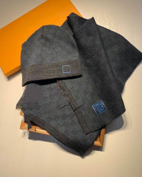 fashion checkerboard scarf beanie hat letter jacquard men women's warm wool hat ski accessories 2022, Blue;gray
fashion checkerboard scarf beanie hat letter jacquard men women's warm wool hat ski accessories 2022, Blue;gray