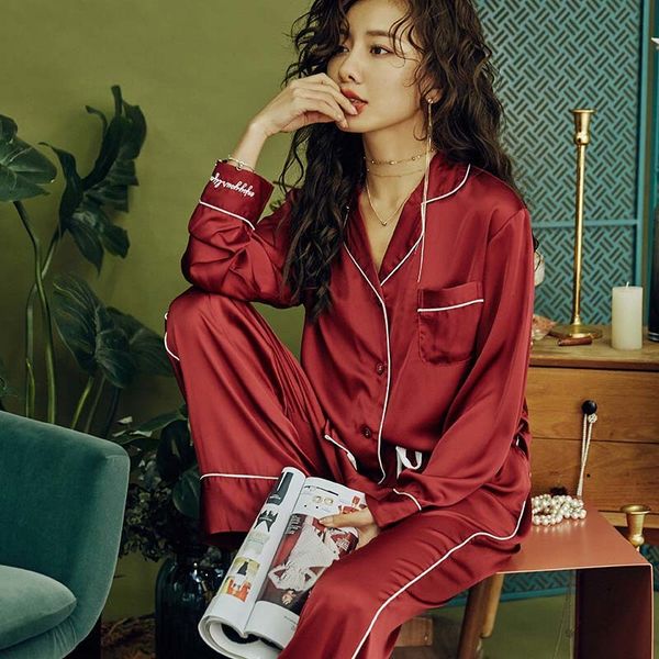 women's sleepwear autumn ice-silk ladies thin solid color letters print girly style simple turn-down collar full-sleeve pants, Black;red
women's sleepwear autumn ice-silk ladies thin solid color letters print girly style simple turn-down collar full-sleeve pants, Black;red