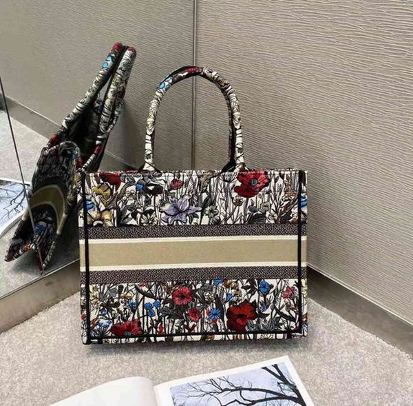 70% off design handbag 2021 ladies embroidered r luxury handbags women's new fashion large-capacity shopping bags 61t2
70% off design handbag 2021 ladies embroidered r luxury handbags women's new fashion large-capacity shopping bags 61t2
