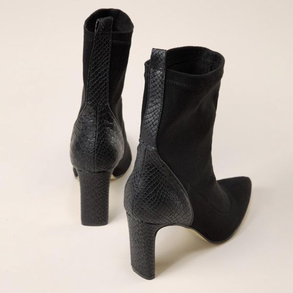 boots 2021 autumn high-heeled pointed short women plus velvet stretch thin skinny socks net red single, Black
boots 2021 autumn high-heeled pointed short women plus velvet stretch thin skinny socks net red single, Black