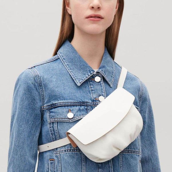 waist bag women fashion flap belt pack pu leather retro fanny chest bags ladies banana female purse
waist bag women fashion flap belt pack pu leather retro fanny chest bags ladies banana female purse