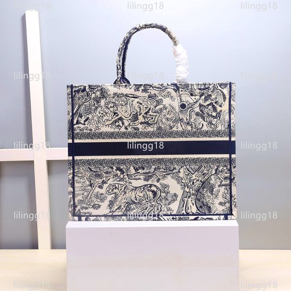 7a ag females luxury designer handbags canvas large capacity handbag female shoppings bag embroidery fashion women's silk shopping bags
7a ag females luxury designer handbags canvas large capacity handbag female shoppings bag embroidery fashion women's silk shopping bags