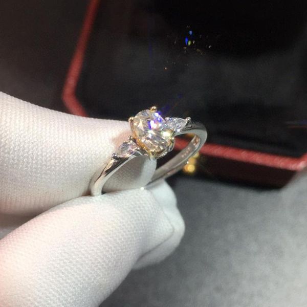 cluster rings inbeaut 925 silver excellent cut oval moissanite ring pass diamond test 0.5 ct d color clarity engagement, Golden;silver
cluster rings inbeaut 925 silver excellent cut oval moissanite ring pass diamond test 0.5 ct d color clarity engagement, Golden;silver