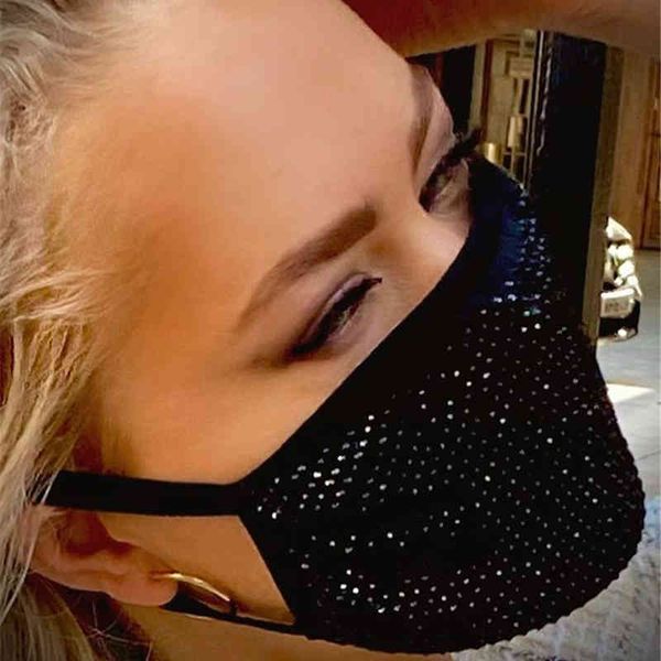 2021 women diamond crytal decoration jewelry facemask fashion glitter party show mouth mask
2021 women diamond crytal decoration jewelry facemask fashion glitter party show mouth mask