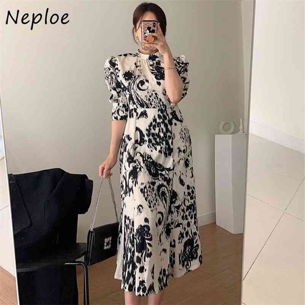 stand collar puff half sleeve print dress women high waist hip a line vestidos spring long robe vintage 210422, Black;gray
stand collar puff half sleeve print dress women high waist hip a line vestidos spring long robe vintage 210422, Black;gray