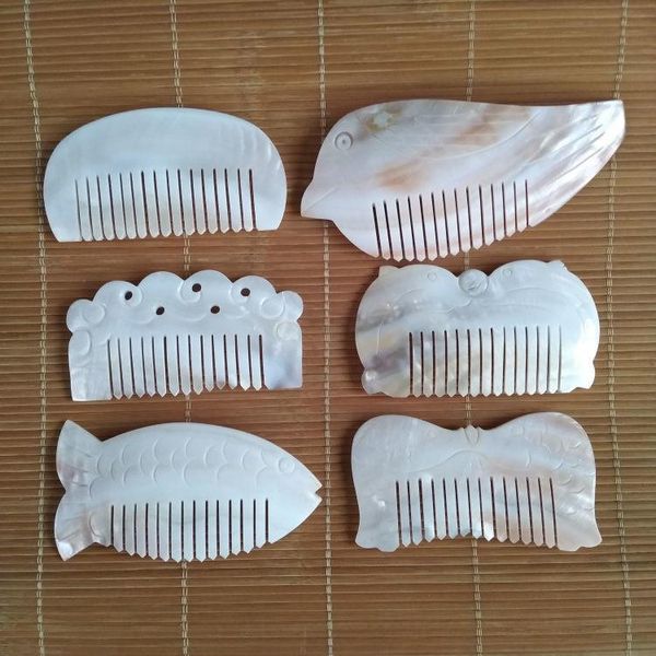 novelty items natural pearl clam shell comb girlfriend friend conch handicraft gift creative scraping board
novelty items natural pearl clam shell comb girlfriend friend conch handicraft gift creative scraping board