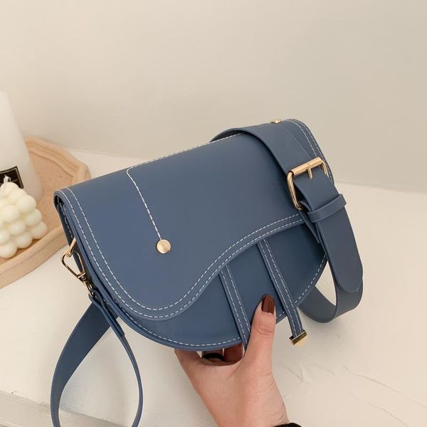 retro small bag female 2021 trend korean version of the wild crossbody wide shoulder strap fashion saddle evening bags
retro small bag female 2021 trend korean version of the wild crossbody wide shoulder strap fashion saddle evening bags