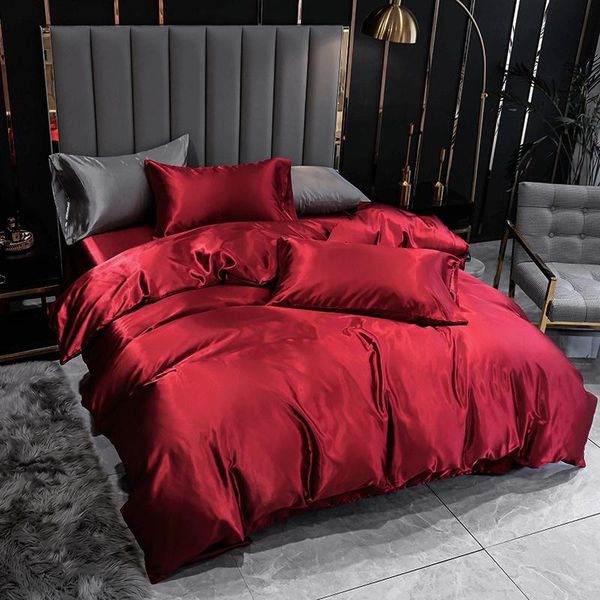 bedding sets luxury set full size plus double polyester silky duvet cover pillowcover on the bed home quality textile
bedding sets luxury set full size plus double polyester silky duvet cover pillowcover on the bed home quality textile