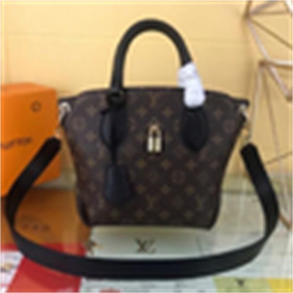 clutches brand designer luxury m44351 ladies handbag boston pillow handbags iconic handles shoulder bags totes cross body bag
clutches brand designer luxury m44351 ladies handbag boston pillow handbags iconic handles shoulder bags totes cross body bag