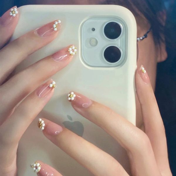 fake detachable changeable pearl net red little daisy wearing patch finished long nail enhancement, Red;gold
fake detachable changeable pearl net red little daisy wearing patch finished long nail enhancement, Red;gold