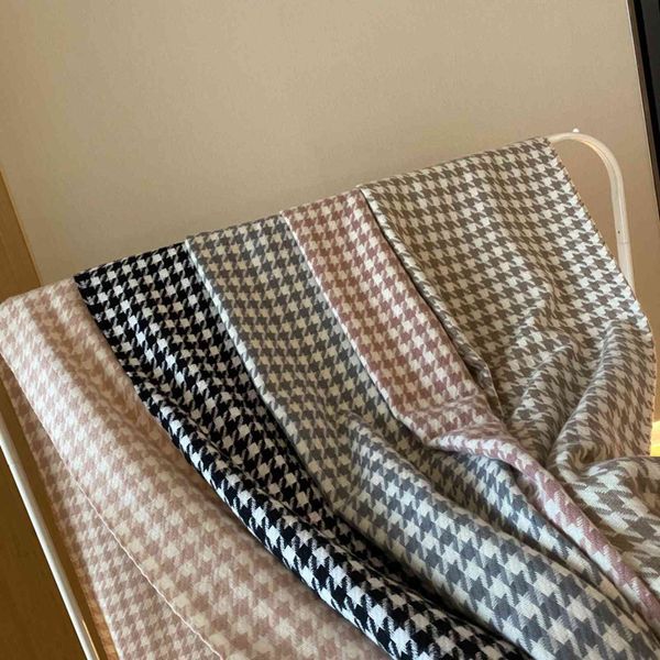 design scarf scarf for men women autumn and korean version double-sided lattice imitation cashmere shawl thickened collar, Blue;gray
design scarf scarf for men women autumn and korean version double-sided lattice imitation cashmere shawl thickened collar, Blue;gray