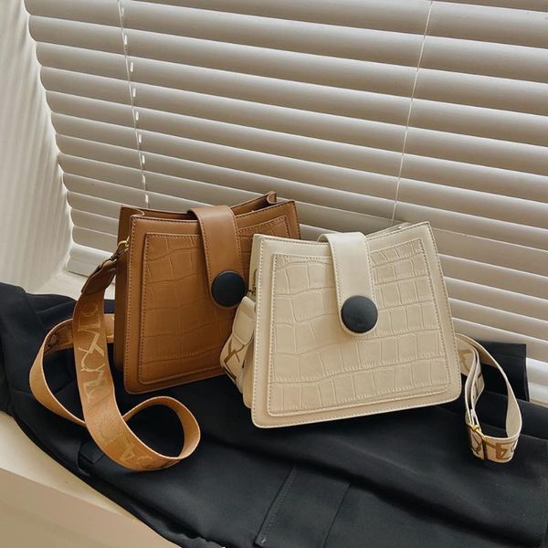 evening bags shoulder bag ladies vintage small square leather handbags purse for business shopping travel womens day gift
evening bags shoulder bag ladies vintage small square leather handbags purse for business shopping travel womens day gift