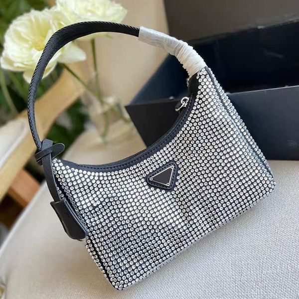 brand rhinestone bag designer shining hobos glitter shoulder bag fashion underarm bags size 22*15cm mini tote
brand rhinestone bag designer shining hobos glitter shoulder bag fashion underarm bags size 22*15cm mini tote