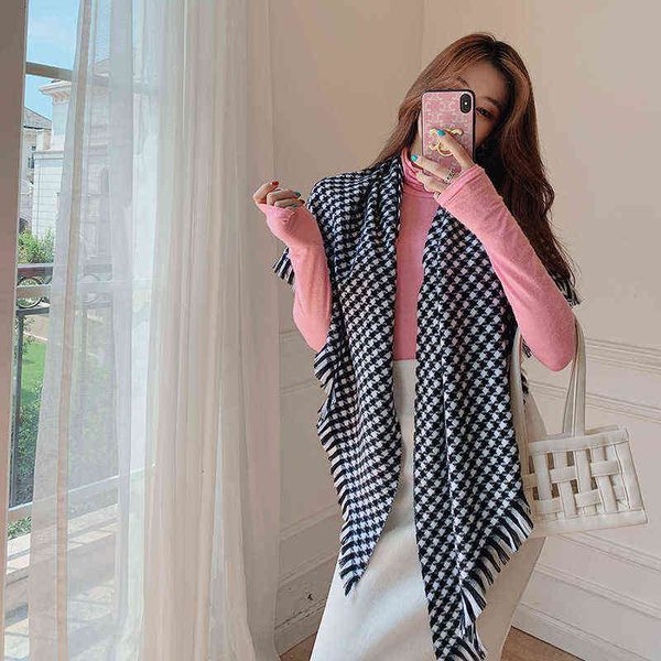 scarves scarf women's autumn and winter color matching thousand bird grid english imitation cashmere thickened warm fashion triangular, Blue;gray
scarves scarf women's autumn and winter color matching thousand bird grid english imitation cashmere thickened warm fashion triangular, Blue;gray