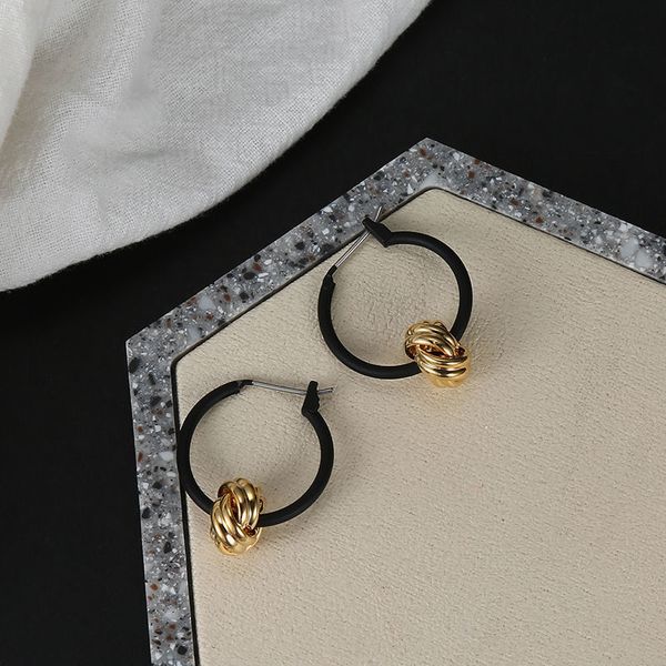luxury black earrings pop vintage net red temperament earrings women simple korean knotting earrings personality versatile circle trend, Golden;silver
luxury black earrings pop vintage net red temperament earrings women simple korean knotting earrings personality versatile circle trend, Golden;silver
