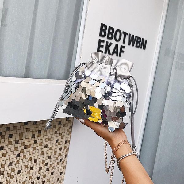 evening bags 2021 summer laser sequins women's mini lipstick bag drawstring bucket chain shoulder messenger purse
evening bags 2021 summer laser sequins women's mini lipstick bag drawstring bucket chain shoulder messenger purse