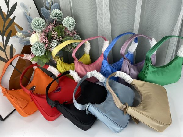 designer bags new fashion moon shaped underarm bag handbag ladies selling clutch purse
designer bags new fashion moon shaped underarm bag handbag ladies selling clutch purse