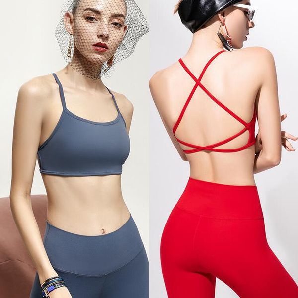 sports moisture wicking fitness bra high waist trousers women's yoga suit sportswear set workout outfit
sports moisture wicking fitness bra high waist trousers women's yoga suit sportswear set workout outfit