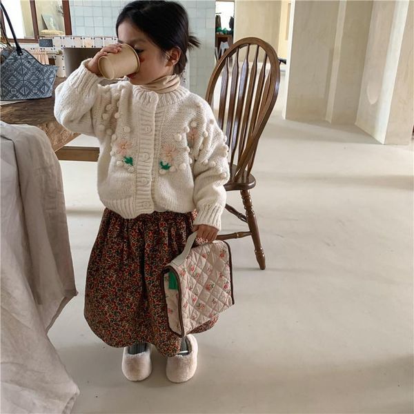 jackets mila chou 2021 autumn winter girls' vintage handmade flower ball knitting coat cardigan sweater kids children cute outwear, Blue;gray
jackets mila chou 2021 autumn winter girls' vintage handmade flower ball knitting coat cardigan sweater kids children cute outwear, Blue;gray