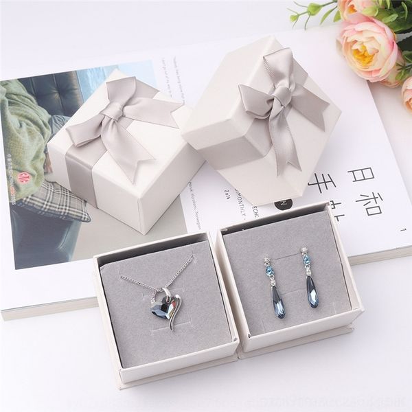 JiOH high jewelry packaging boxes jewelry boxes necklace ribbon bow pendant pendant ring ring packing, Black;white
JiOH high jewelry packaging boxes jewelry boxes necklace ribbon bow pendant pendant ring ring packing, Black;white