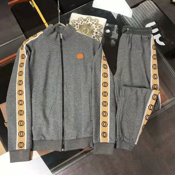 2021 spring and summer new leather sleeve side full of letters jacquard embroidery sweater pants suit for men, White;black
2021 spring and summer new leather sleeve side full of letters jacquard embroidery sweater pants suit for men, White;black