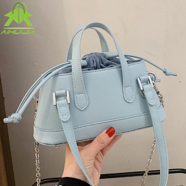 cross body luxury design ladies handbag fashion chain shoulder bag 2021 summer pu leather solid color travel messenger
cross body luxury design ladies handbag fashion chain shoulder bag 2021 summer pu leather solid color travel messenger